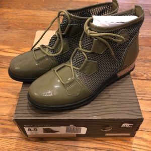 Sorel Major Lace Boots in Green